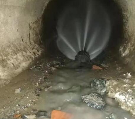 沙湖镇市政管道清淤